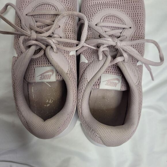 NIKE Tanjun‎ pink particle rose running shoes sneakers 812655-605 size 9 women - Picture 9 of 11